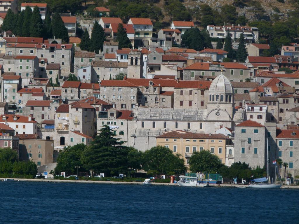 Apartment Bila Sibenik Ngoại thất bức ảnh
