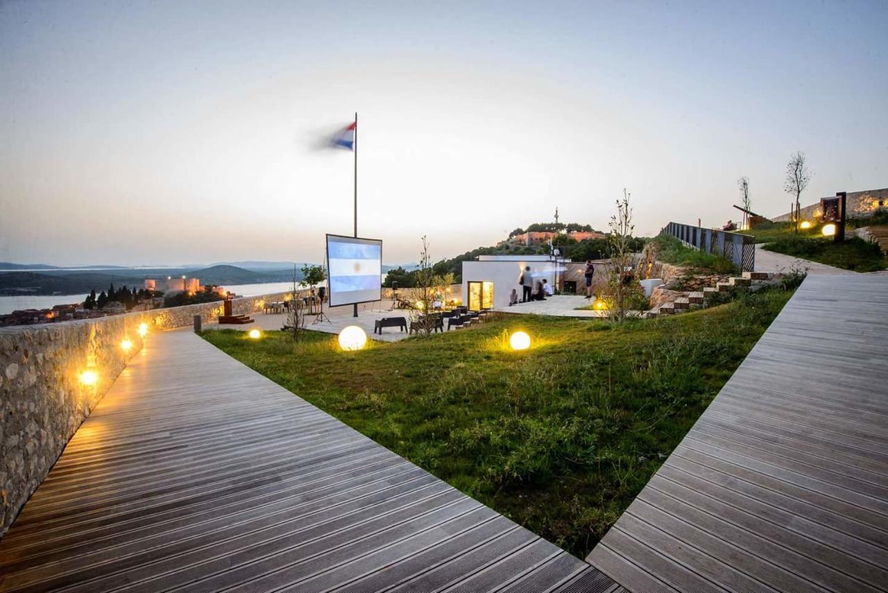 Apartment Bila Sibenik Ngoại thất bức ảnh
